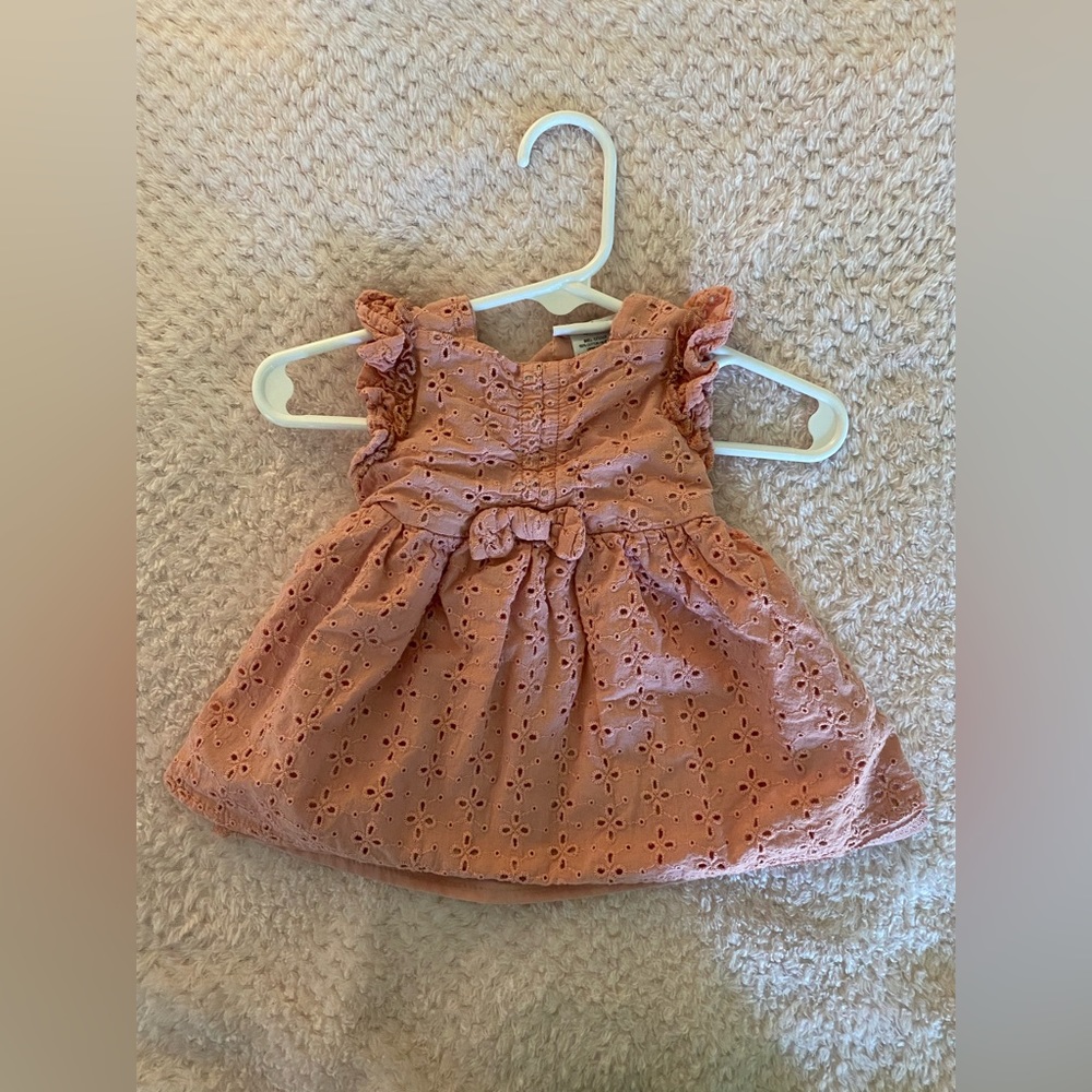 SOLD ❌❌ Cute pink Bow Dress